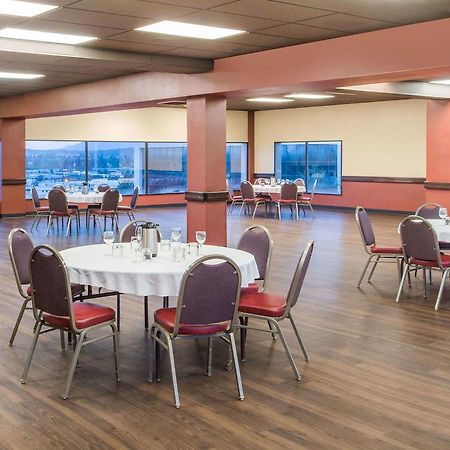 Ramada By Wyndham Downtown Spokane Exterior foto