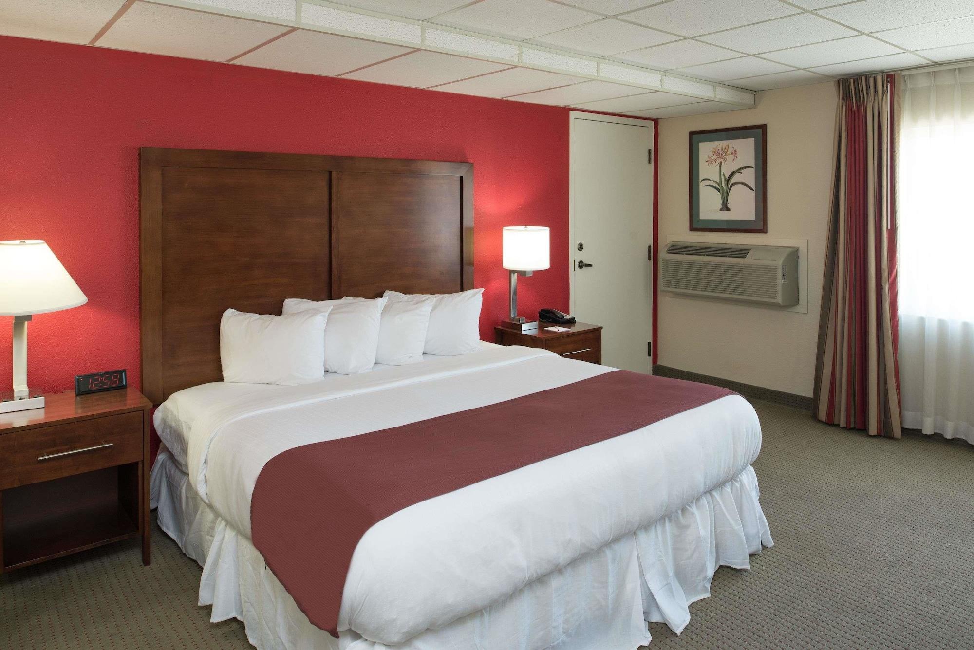 Ramada By Wyndham Downtown Spokane Exterior foto
