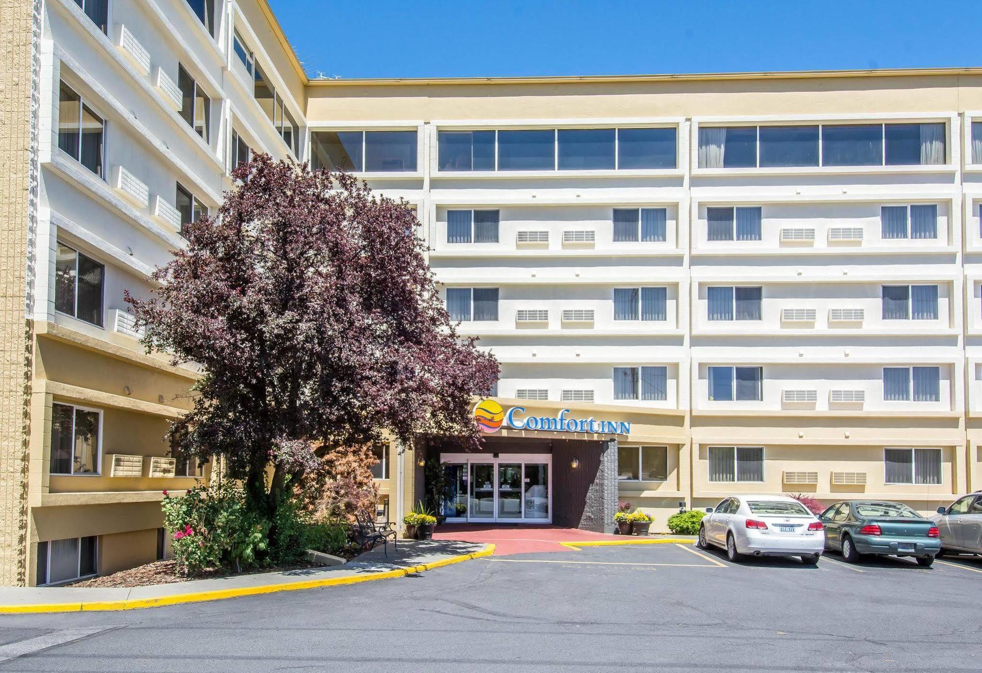 Ramada By Wyndham Downtown Spokane Exterior foto